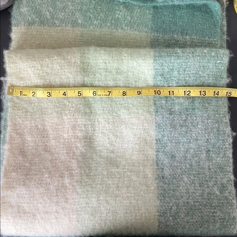 Lucky Brand Green & Cream Oversized Fringe Scarf Versatile Casual Chic Laganlook